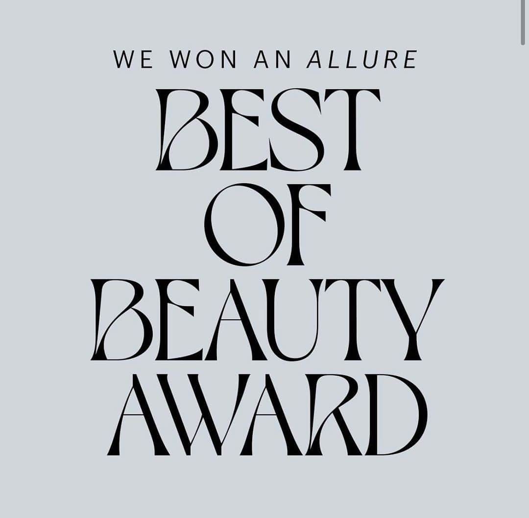 Real Techniquesさんのインスタグラム写真 - (Real TechniquesInstagram)「And the @allure award goes to… The Brow Styling Set 🏆  🌟RT 607 Long Handled Brow Brush 🌟RT Dual-Ended 605 Brow Hold + 603 Precision Spoolie 🌟RT Dual-Ended 606 Angled Brow Brush + 601 Brow Spoolie  We believe tools should always be REALly good quality at a REALly affordable price. Because that’s what you deserve, quality without compromise.」9月22日 5時44分 - realtechniques