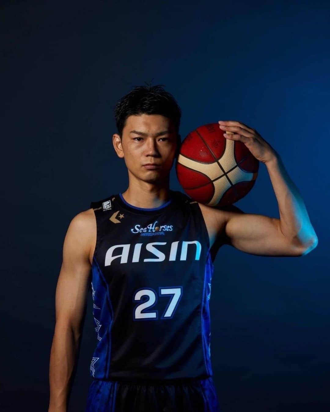 石井講祐のインスタグラム：「🏀1️⃣1️⃣🏀 #シーホース三河 #ガチ」