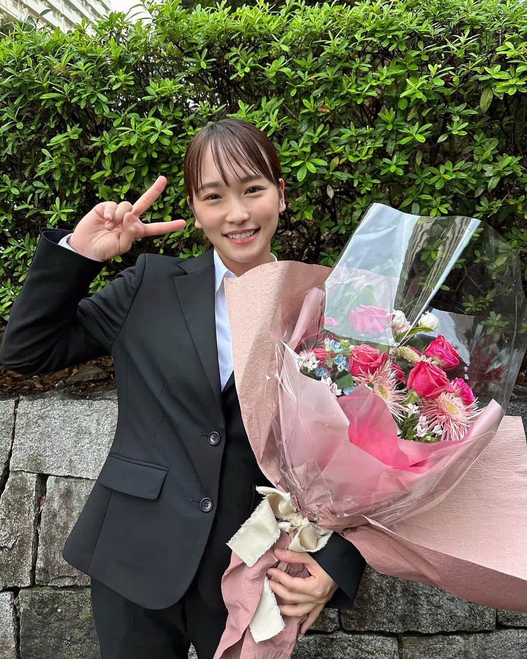 川栄李奈さんのインスタグラム写真 - (川栄李奈Instagram)「日本テレビ開局70年特別番組 「THE MYSTERY DAY」 撮影終えましたー！ あっつい夏、乗り切った🥹 10月7日当日生放送です！ お楽しみに🫶🏻」9月21日 21時17分 - rina_kawaei.official