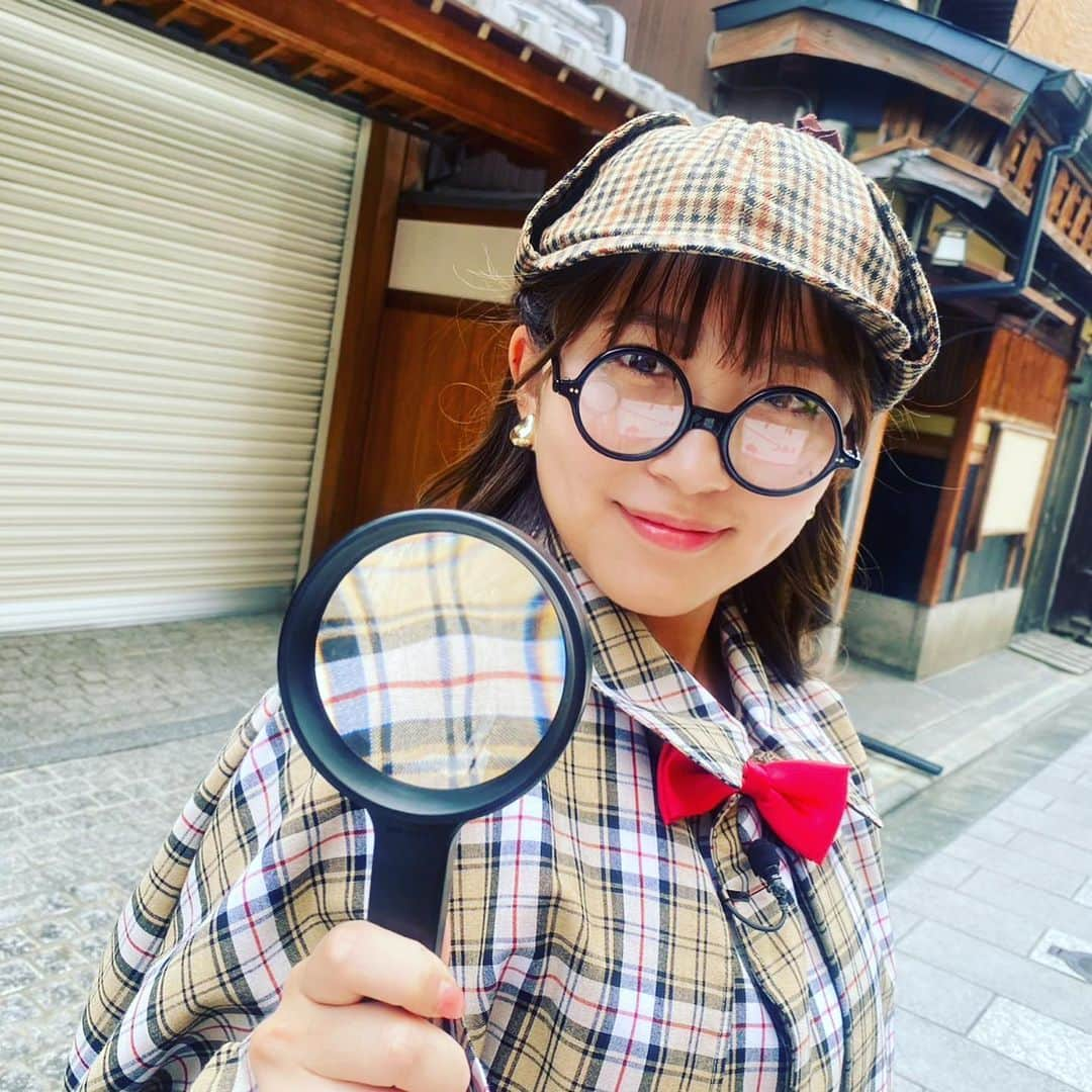 朝日放送「おはよう朝日土曜日です」のインスタグラム：「名探偵くるみ🥸 #京都#ナゾトキグルメ#名探偵#まるであの人#見た目はアイドル#中身は関西人 #なないろリサーチ #9月23日放送#見てね  #おは土#おはよう朝日土曜日です#ABCテレビ #堀くるみ」