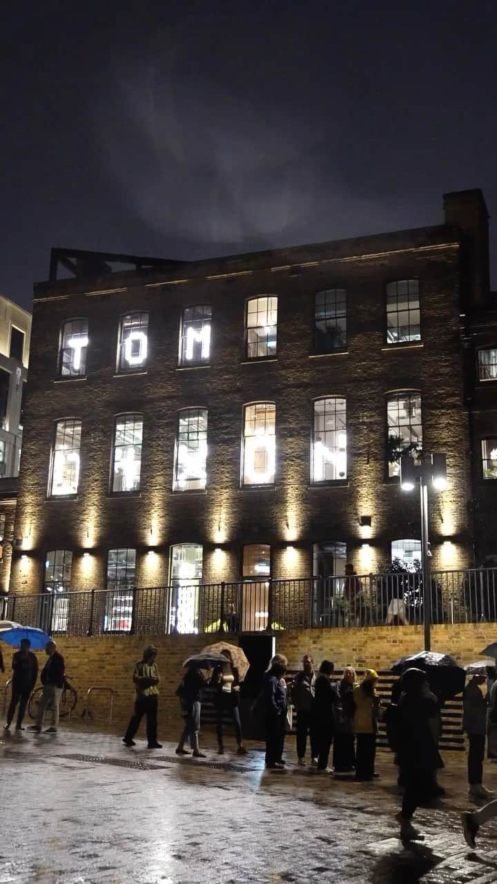 トム ディクソンのインスタグラム：「The rain didn’t stop us and it certainly didn’t stop YOU. Thank you for joining us.   #TomDixonHYPERMOBILE  @designresearchstudio @sony @nothing @teenageengineering @kef.eu @kvadrattextiles @zahahadiddesign @cozmosofa @porroofficial @botanticalboys @champagne_lallier @campariuk @studiosnoop @magicalmshroom @coaloffice @ultimaker @residentnz @saffronrecords @fridakim_london   @regularpractice @l_d_f_official @coaldropsyard @kezianavey」