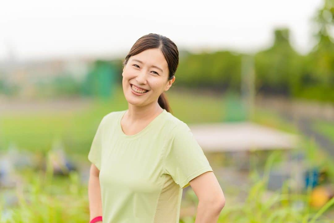 澤真希（小澤真貴子）のインスタグラム：「【出演情報】『ギルトフリーライフ』エピソード1 を公開しました✨ https://youtu.be/DXzdtgqchP8  主演、上村久美子 役で出演させて頂きました。 エピソード2、3...と登場人物の物語が交差して行きます。  今回出演作を観てお話しを下さり、映画で繋がったご縁がとても有り難かったです。 キラキラした純度の高い監督、スタッフ、キャストのみなさんと、幸せな物語を紡ぎました。  監督・脚本:  山本大策  出演 :  澤真希、東條織江、ナオミ 、Sufa、鈴木礼彩、栗山梢、富田莉代、蜂丸明日香、ケンジーコ、Runa、わたなべそう、渡辺哲  企画:  株式会社 博報堂 プロデューサー:  伊藤槙吾、米倉和夫 音楽:  石川泰昭 米粉スイーツ監修:  中村りえ　 撮影監督:  哉司　　 録音・照明:  星野信芳　 助監督:  後藤龍馬 ヘアメイク:  you カメラマン:  星野祐介 録音:  鈴木出流 広報:  宮田早希恵 マラソン監修:  川越学 制作:  nicori株式会社 機材協力:  ホシノスタジオ 製作:  株式会社 ワーリング  みんなとのオフショットも少しずつ載せていきます！ お時間ありましたら、是非ご覧下さい😊  #ギルトフリー　#米粉スイーツ #ギルトフリーライフ  #澤真希 #女優　#japaneseactress  #actress #instajapanese  #japan #shooting #japanesemovie #撮影現場 #映画撮影　#ドラマ撮影　#日本映画　#film #movie 　#ロケ地　#映画好きな人と繋がりたい  #movietheater #映画館 #japan #japanphotography #theater」