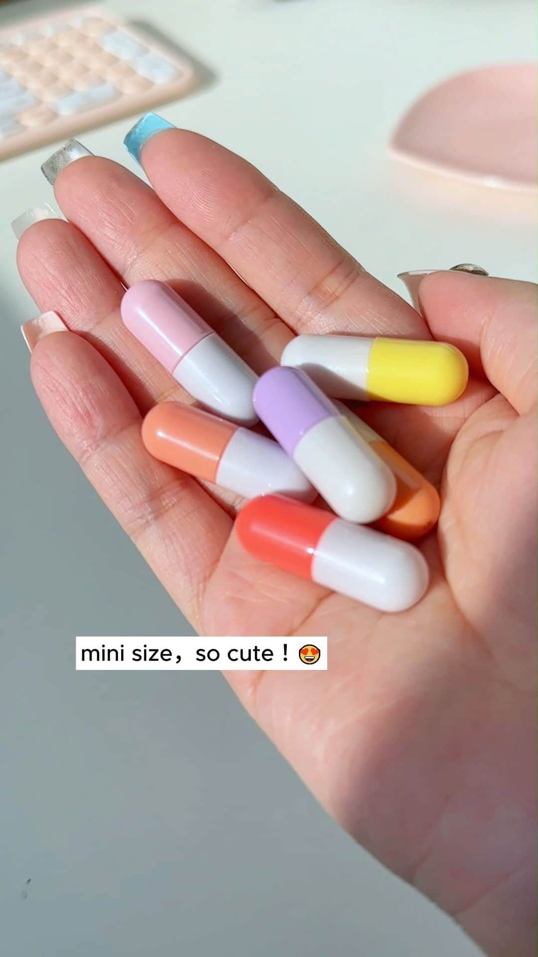 SHEINのインスタグラム：「Pucker up! 💋 Pack your daily dose of glam with our super compact, super cute mini capsule lipsticks💄💊✨  🔎16893473  #SHEIN #SHEINforAll #SHEINstyle #fashion #chic #saveinstyle」