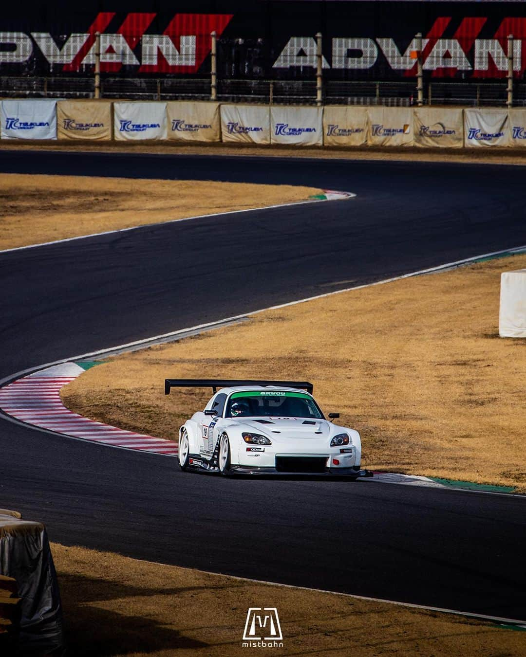 mistbahnさんのインスタグラム写真 - (mistbahnInstagram)「_ ARVOU Super Charged Honda AP1 S2000 _ 🚗: ARVOU 📷: @mistbahn _ Shot on Feb-18 2023 🏁 "Attack Tsukuba 2023 ( @tuningcartimeattack )" Tsukuba Circuit. _ JP) 2023年02月18日、筑波サーキットで開催されたAttack筑波で撮影。 _ #tuningcartimeattack #attacktsukuba #attack筑波 #attack #attack2023 #tsukubacircuit #筑波サーキット #tc2000 #arvou #アルボー #honda #s2000 #hondas2000 #ホンダs2000 #s2k #ap1 #ap2  #f20c #fseries #f22c #vtec #timeattack #timeattackjapan #hondasontrack #voltexracing #hks #supercharged #advan #yokohamatire #a050」9月21日 21時33分 - mistbahn