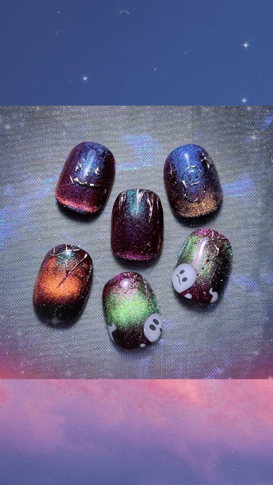なかやまちえこのインスタグラム：「PREGEL9月の新色×マグネットでハロウィンネイル🌙」