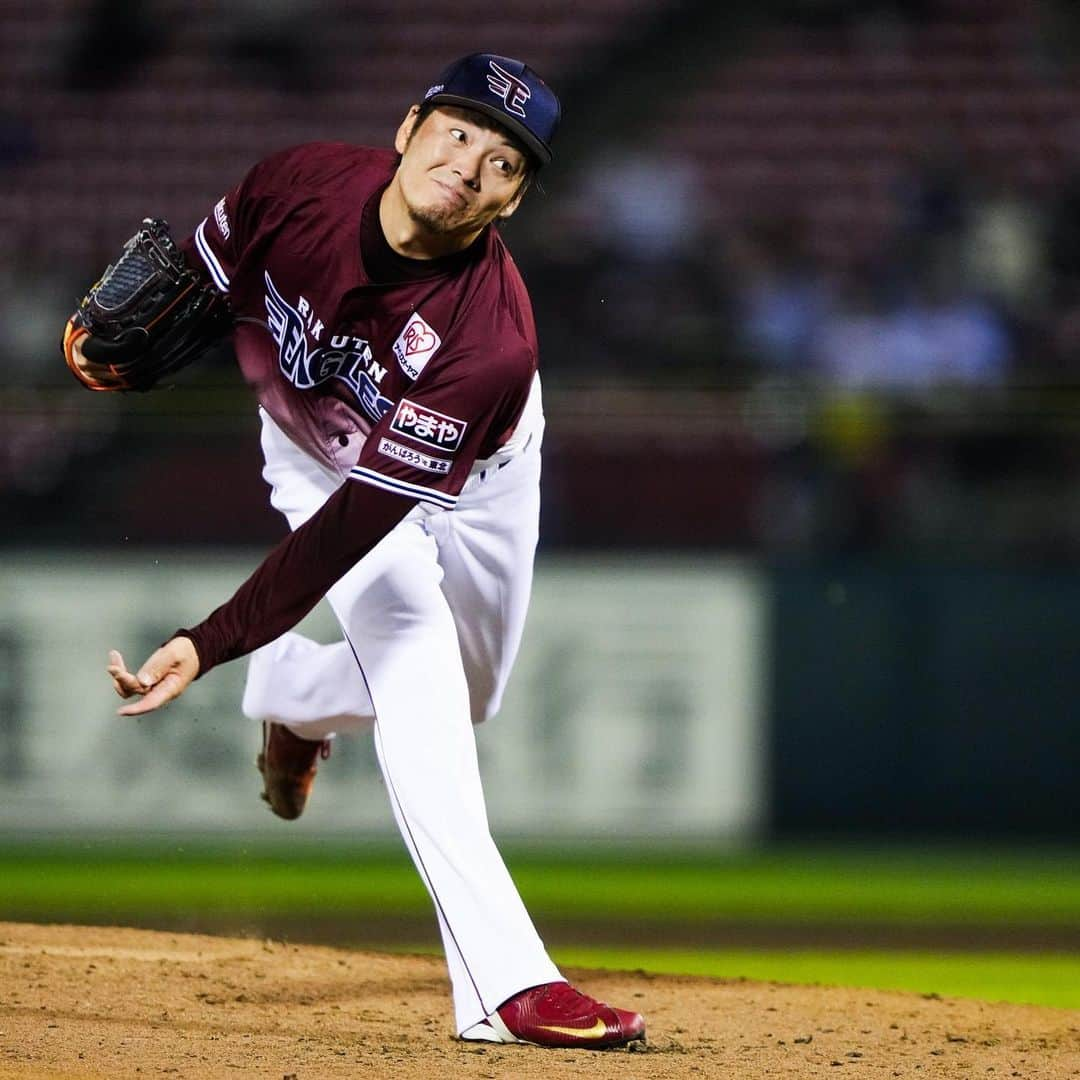 東北楽天ゴールデンイーグルスさんのインスタグラム写真 - (東北楽天ゴールデンイーグルスInstagram)「⚾️  ⚾️E 2-7 L⚾️  投打で精彩を欠いてしまい完敗。10連戦は3勝3敗に。 久しぶりの一軍登板となった塩見選手は4回4安打4失点⚾️ 3番手の松井友飛選手が3回1安打無失点4奪三振の好投‼️ 9回に登板した4番手の内選手も三者凡退に抑えた👍🏼 打っては浅村選手が4回に25号ソロを放つ🔥 小深田選手は2安打の活躍👏🏼  #鷲が掴む #rakuteneagles #塩見貴洋 #浅村栄斗 #松井友飛 #小深田大翔  #内星龍  #小郷裕哉」9月21日 21時48分 - rakuten_eagles