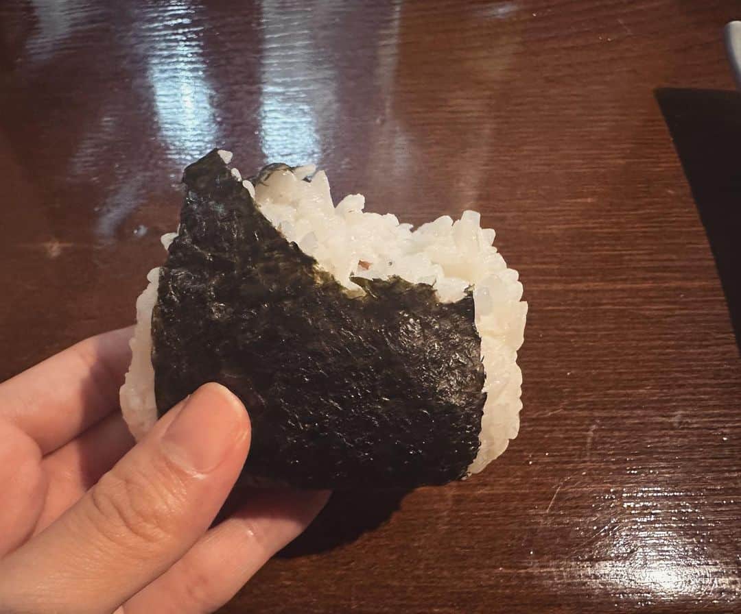 有村架純さんのインスタグラム写真 - (有村架純Instagram)「🍙  マネージャーさん「何が食べたいですか？」 私「おにぎり。」  が、いつもの会話です。」9月21日 21時51分 - kasumi_arimura.official