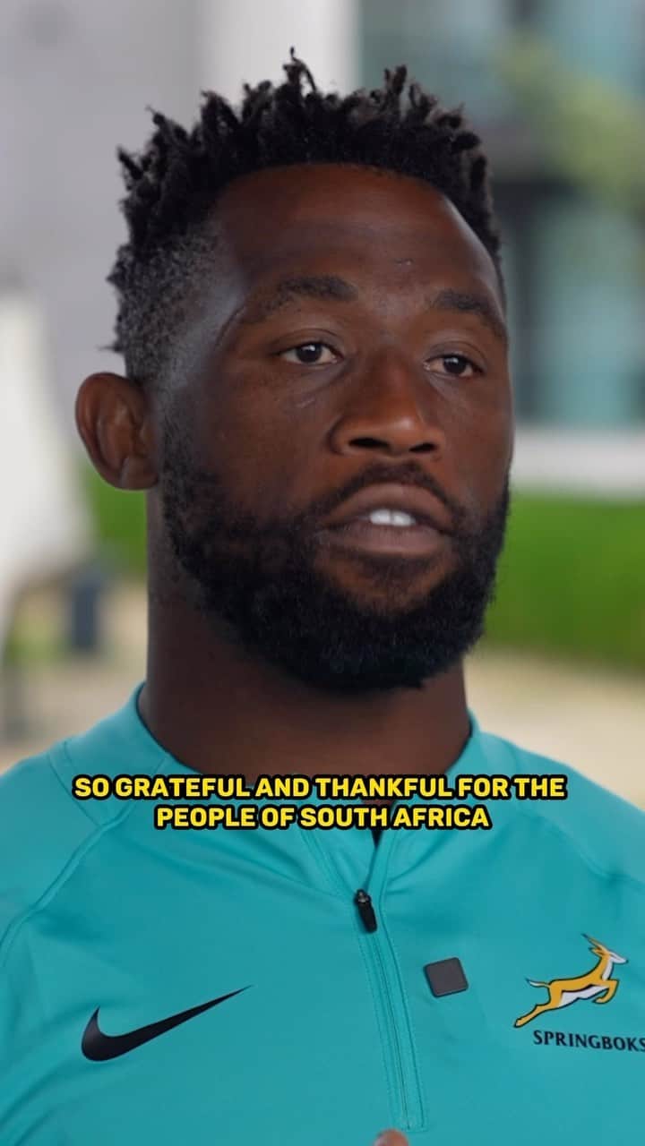 のインスタグラム：「A 𝙥𝙤𝙬𝙚𝙧𝙛𝙪𝙡 message from @bokrugby captain @siyakolisi on what makes the Springboks who they are 🇿🇦🫶 #StrongerTogether」