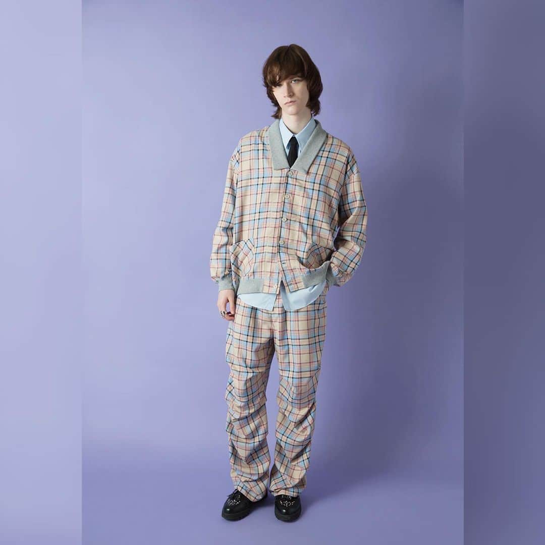 MILKBOYのインスタグラム：「MILKBOY 2023 Autumn Collection  TEDDY CHECK CARDIGAN TEDDY CHECK BOTTOMS  #milkboy」