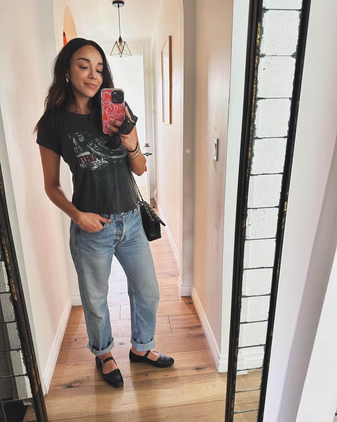 アシュリー・マデクウェさんのインスタグラム (アシュリー・マデクウェashleymadekwe)