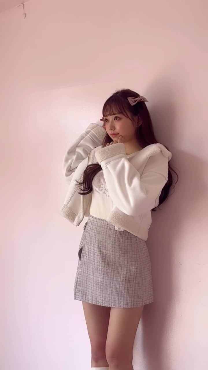 大盛真歩のインスタグラム：「🤍🎀🤍  甘めはすきですか💭^..^   #evelyn  #wintercollection  #model  #AKB48  #大盛真歩」