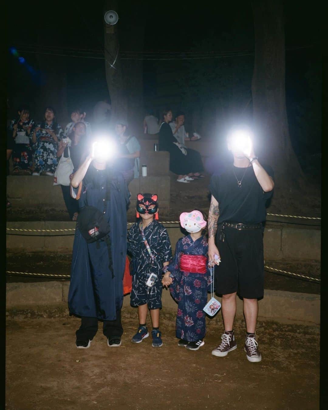 オノツトムさんのインスタグラム写真 - (オノツトムInstagram)「#家族写真  . .  #familyphotography   #fujiga645 #120film  #portra400」9月21日 22時25分 - tsutomuono