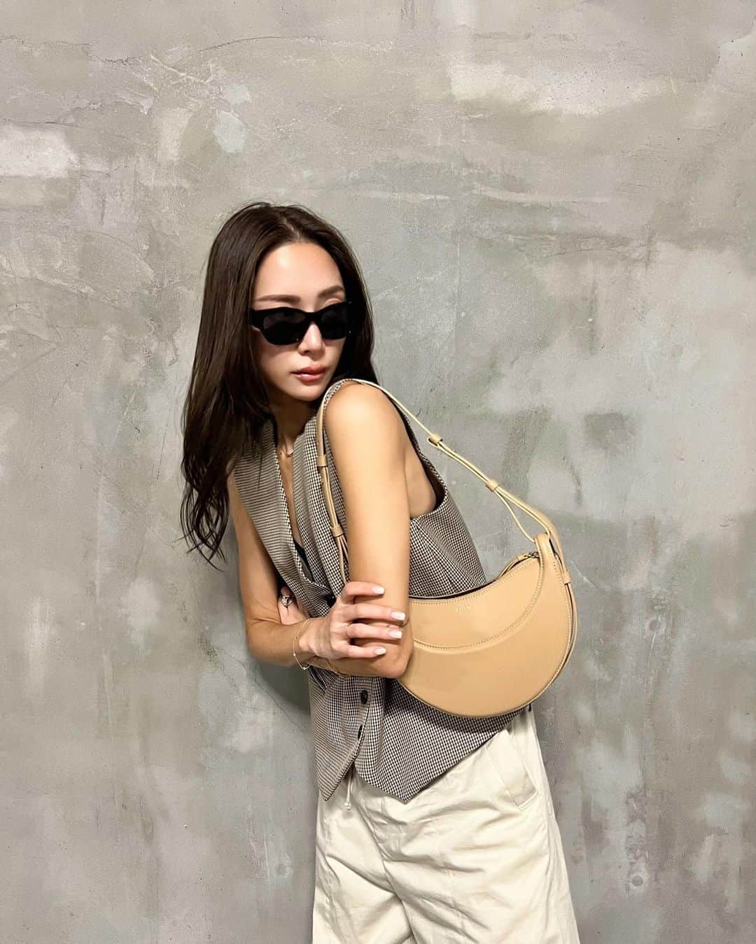 中島ケイカさんのインスタグラム写真 - (中島ケイカInstagram)「🍂  #outfit #ootd #coordinate #fashion #playroom #herincye #celine #polene #poleneparis」9月21日 22時33分 - kathy_tan529