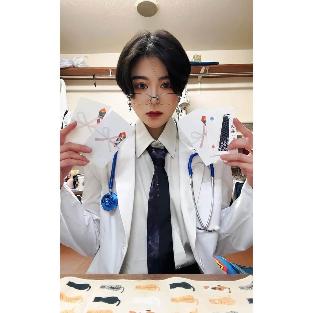 武藤つぐみさんのインスタグラム写真 - (武藤つぐみInstagram)「2…23.9.21.𝚃𝚑𝚞.🧳  にれんとうめ初日！誠に有難う御座いましったすむにだ🐴ﾖﾛｼｸﾈｯ🤝🏻 #新宿ニューアート #歌舞伎町 #ゴールデン街 #初日」9月21日 22時49分 - tugumi_muto
