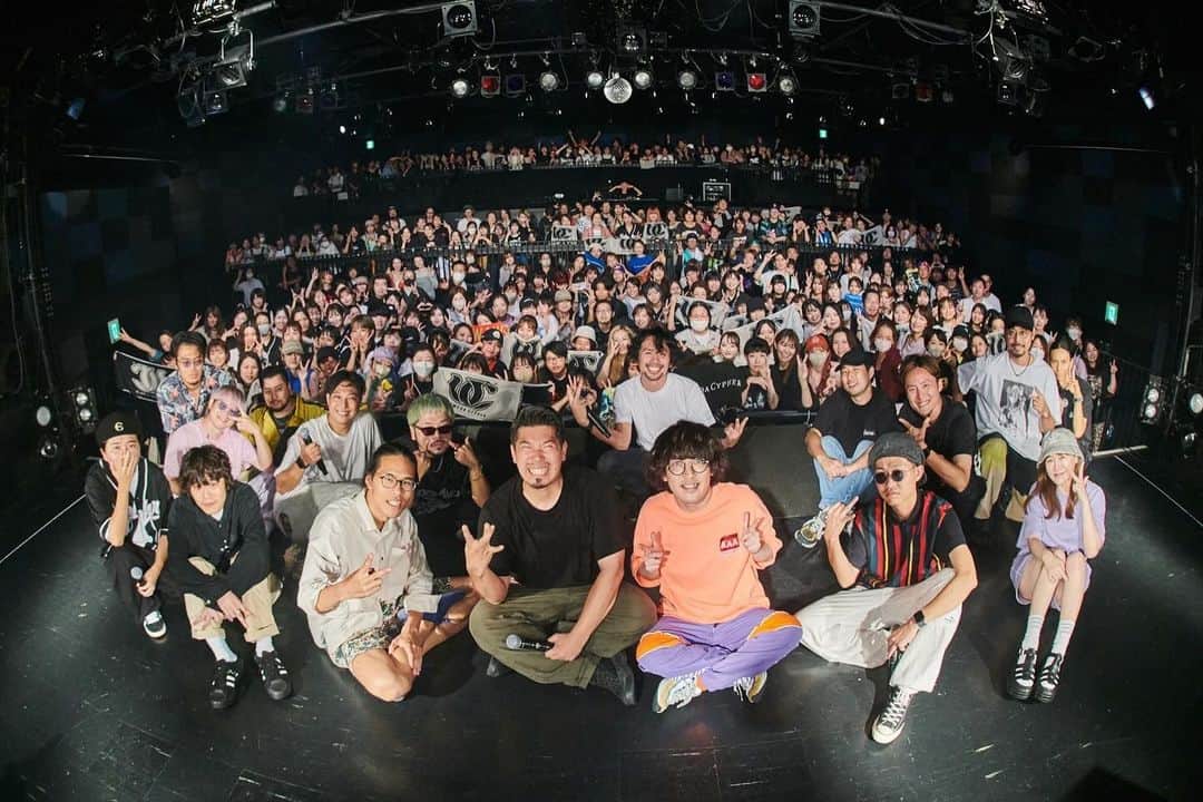 梅田サイファーのインスタグラム：「9/21 at 梅田CLUB QUATTRO"UC WEEK AUTUMN'23"  沢山のご来場ありがとうございました🪩✨次回開催をお楽しみに🤝  📸 by @el_curi_nho  #梅田サイファー #UCWEEK」