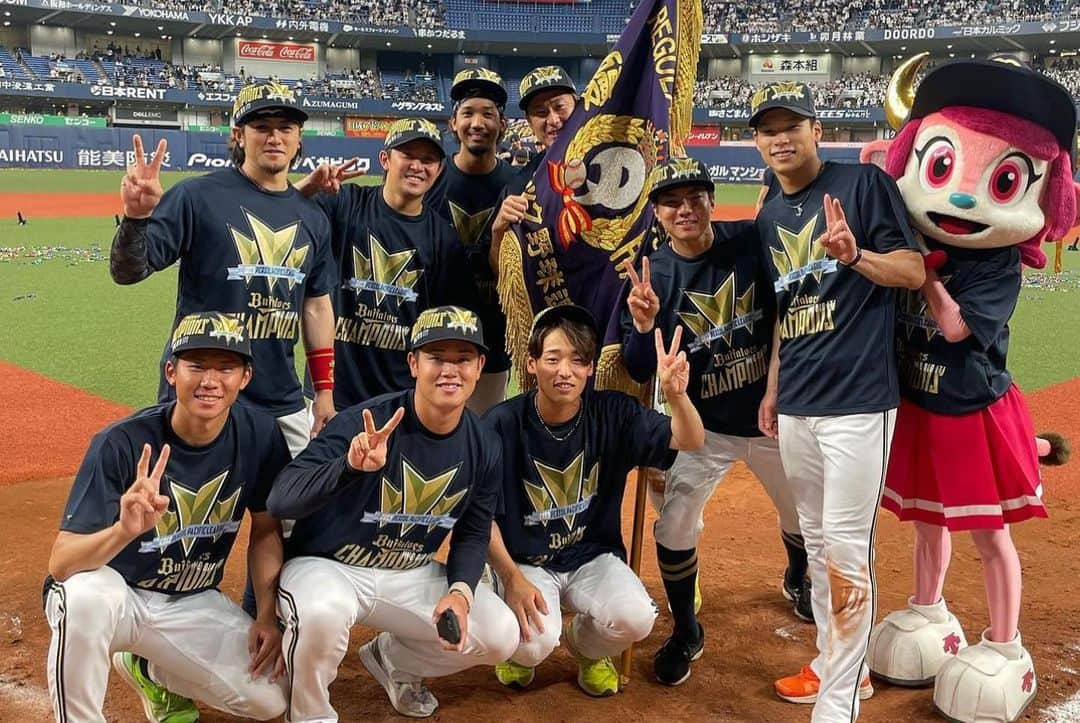 中川圭太さんのインスタグラム写真 - (中川圭太Instagram)「2023.9.20  🏆V3🏆」9月21日 23時05分 - orix.67