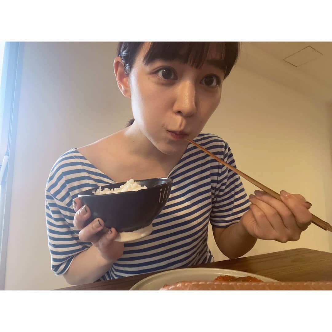 吉谷彩子のインスタグラム：「自分で作って、  自分で美味しくいただく。  はぁ、幸せです。  食べるの大好き☺️」