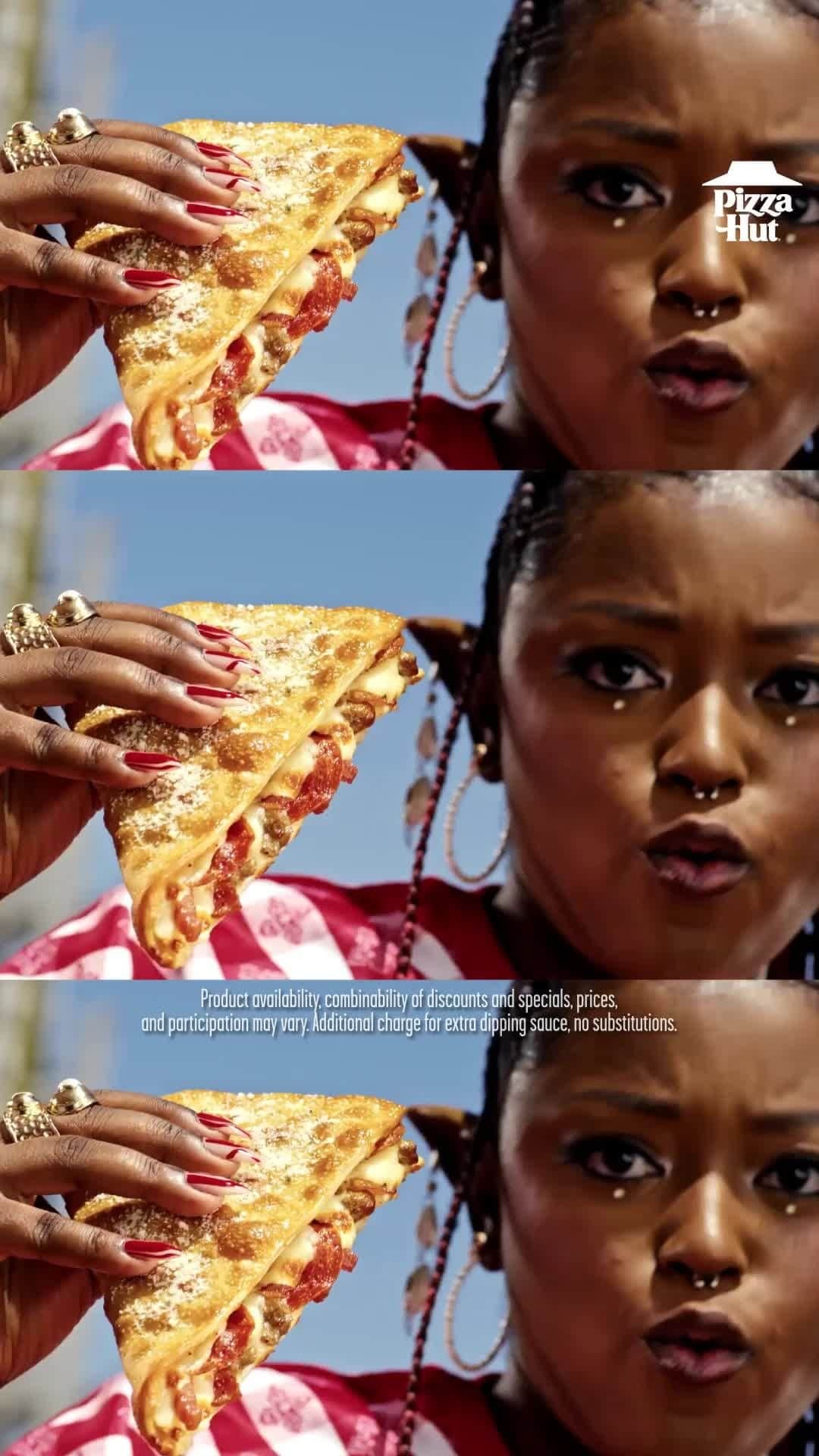 Pizza Hutのインスタグラム：「POV: you let @flyanaboss cook  Oowee, those Melts look good」
