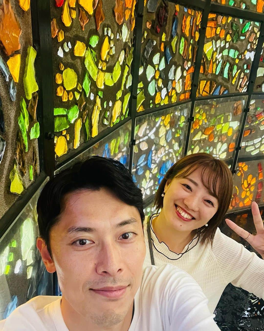 こにわさんのインスタグラム写真 - (こにわInstagram)「さて… 41歳になりました。  あっという間に40代入って、あっという間に1年が過ぎ、、 この1年は色々と変化があった歳になりました！  誕生日旅も安定に大雨中の大雨🌧️ 雨雲レーダーの赤い部分に追っかけられながら、箱根へ。  雨の中でもずっと楽しませてくれてたこにわくんに感謝🙌🏻  近くで支えてくれる母や、友達らへ、これからも笑顔を提供できるよう41歳を過ごしていきたいと思います😊  2023.9.20  .  #初めて誕生日ケーキをもらった日 #37いいね #birthdaygram #誕生日 #箱根 #写真全て降ってる笑 #雨 #グルメ #ぱんグラタン #ぱんのみみ #ふらっと入って大正解 #箱根の森美術館  #藤子f不二雄ミュージアム  #どんぴしゃ世代 #ありがとう」9月22日 0時03分 - koniwa1982