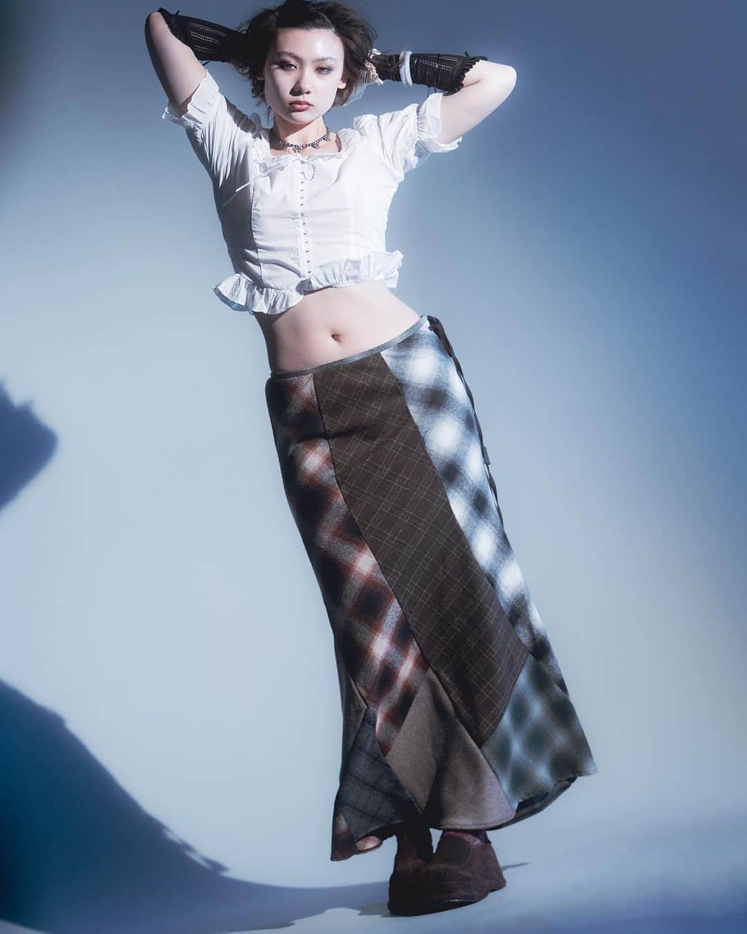 UNIFさんのインスタグラム写真 - (UNIFInstagram)「Block Skirt / Vivi Platforms on Samantha ~   Hair by @jenelleno.5」9月22日 0時43分 - unif