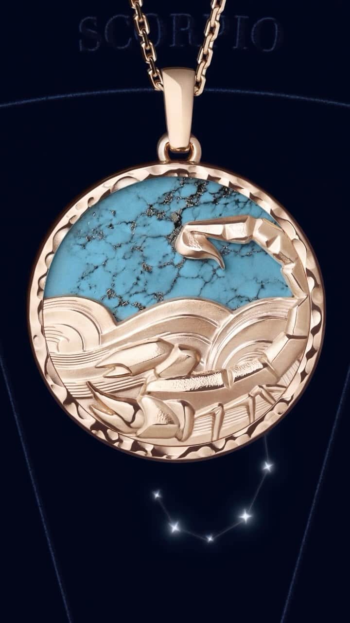 ヴァンクリーフ&アーペルのインスタグラム：「Take a look at the Zodiaque long necklaces, an interpretation of Western Zodiac signs, celebrating emblematic creations from Van Cleef & Arpels’ heritage.   #VCAzodiaque #VanCleefArpels」