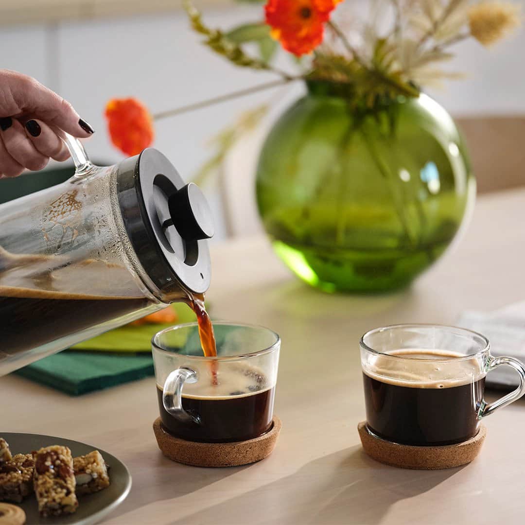 IKEA USAさんのインスタグラム写真 - (IKEA USAInstagram)「Hej coffee drinkers, prepare to perk up: IKEA Family members get 20% off PÅTÅR coffee 9/1/22-10/10/22! Visit your local IKEA store to stock up.」9月22日 1時01分 - ikeausa