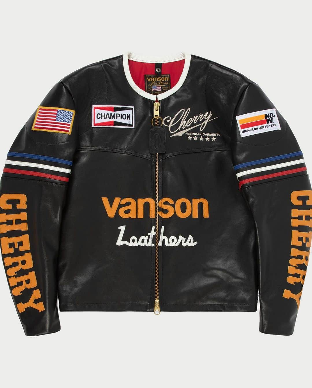 バンソンさんのインスタグラム写真 - (バンソンInstagram)「“Get off your high horse” @cherrylosangeles x @vansonleathers collaboration.   Exclusively available tomorrow at 10am at @cherrylosangeles ONLY. Be sure to check it out. #vansonleathers」9月22日 1時09分 - vansonleathers