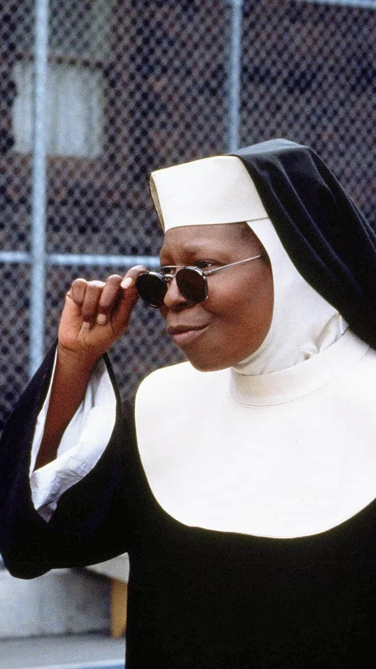 オリバーピープルズのインスタグラム：「#WhoopiGoldberg wears MP-2 with sunglass clip in #SisterAct 2: Back in the Habit, 1993.」