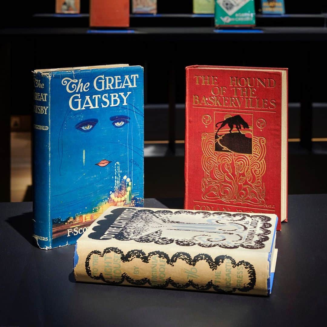 クリスティーズのインスタグラム：「A Book lovers' banquet: first editions owned by Charlie Watts 📚⁣ ⁣ Charlie Watts was a deeply thoughtful bibliophile as well as one of the world's greatest drummers. He assembled a library full of the best literature from the 1920s and 30s, focusing on volumes inscribed by their author. ⁣ ⁣ Christie's Books and Manuscripts specialist Mark Wiltshire deems it 'the best modern literature collection to come to auction in the past 25 years'. ⁣ ⁣ 📍 Charlie Watts: Literature and Jazz Part I, live auction, 28 SEP 1PM BST⁣. ⁣ #CharlieWatts #RollingStones #TheRollingStones @therollingstones @thisischarliewatts」