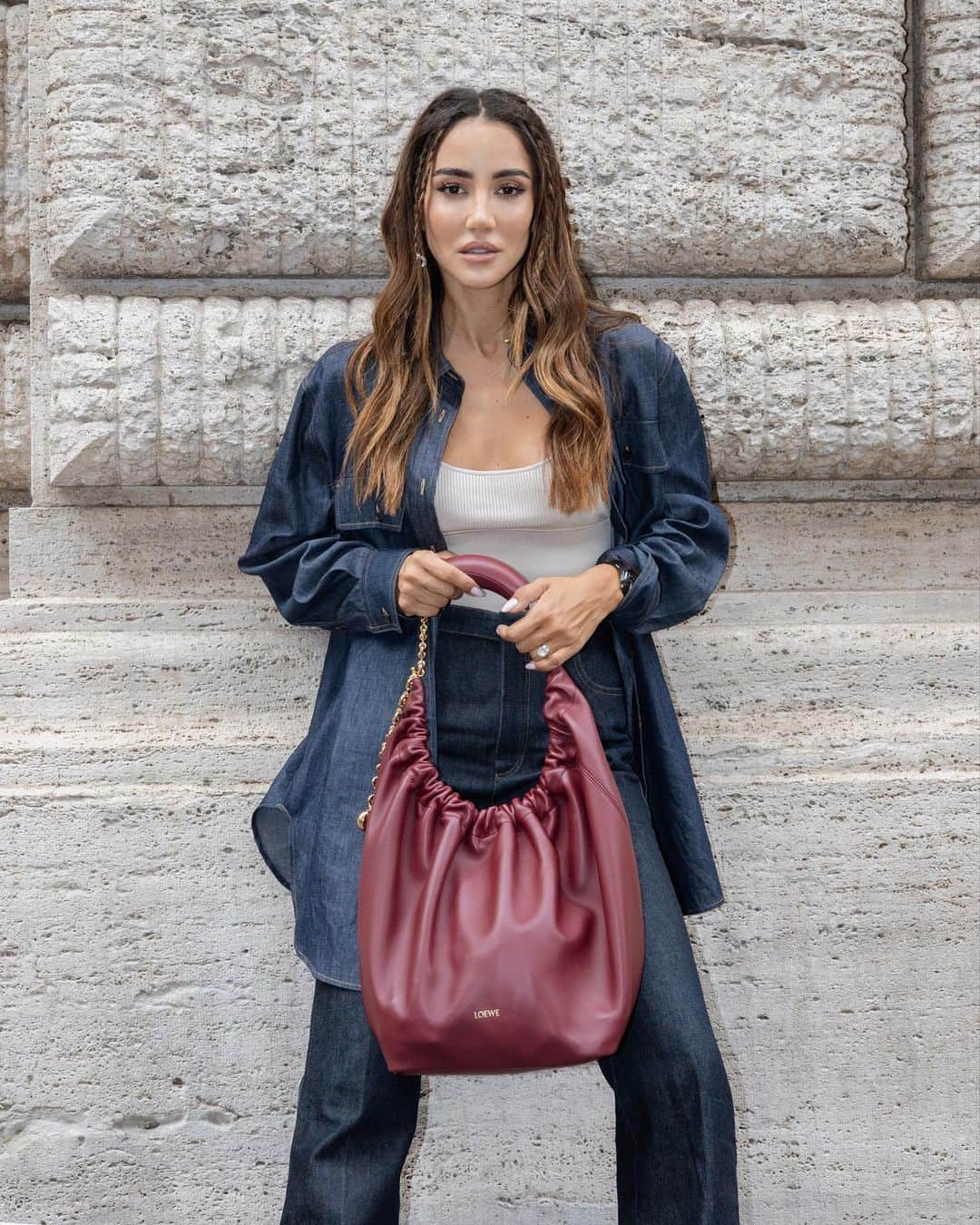 Tamara Kalinicのインスタグラム：「My main squeeze @loewe #LoeweSqueeze」