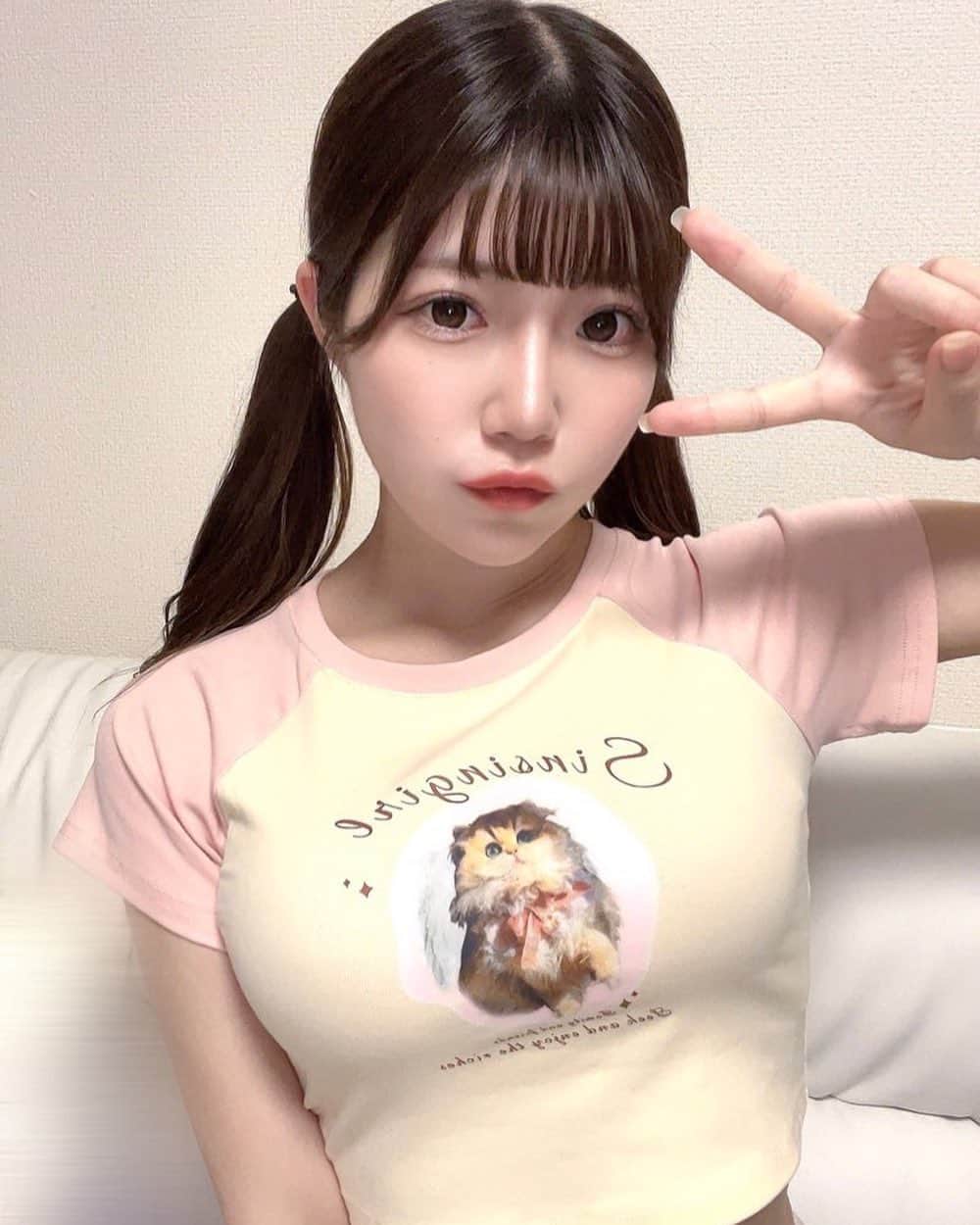 のインスタグラム：「部屋着🐈おやすみ〜🥱」