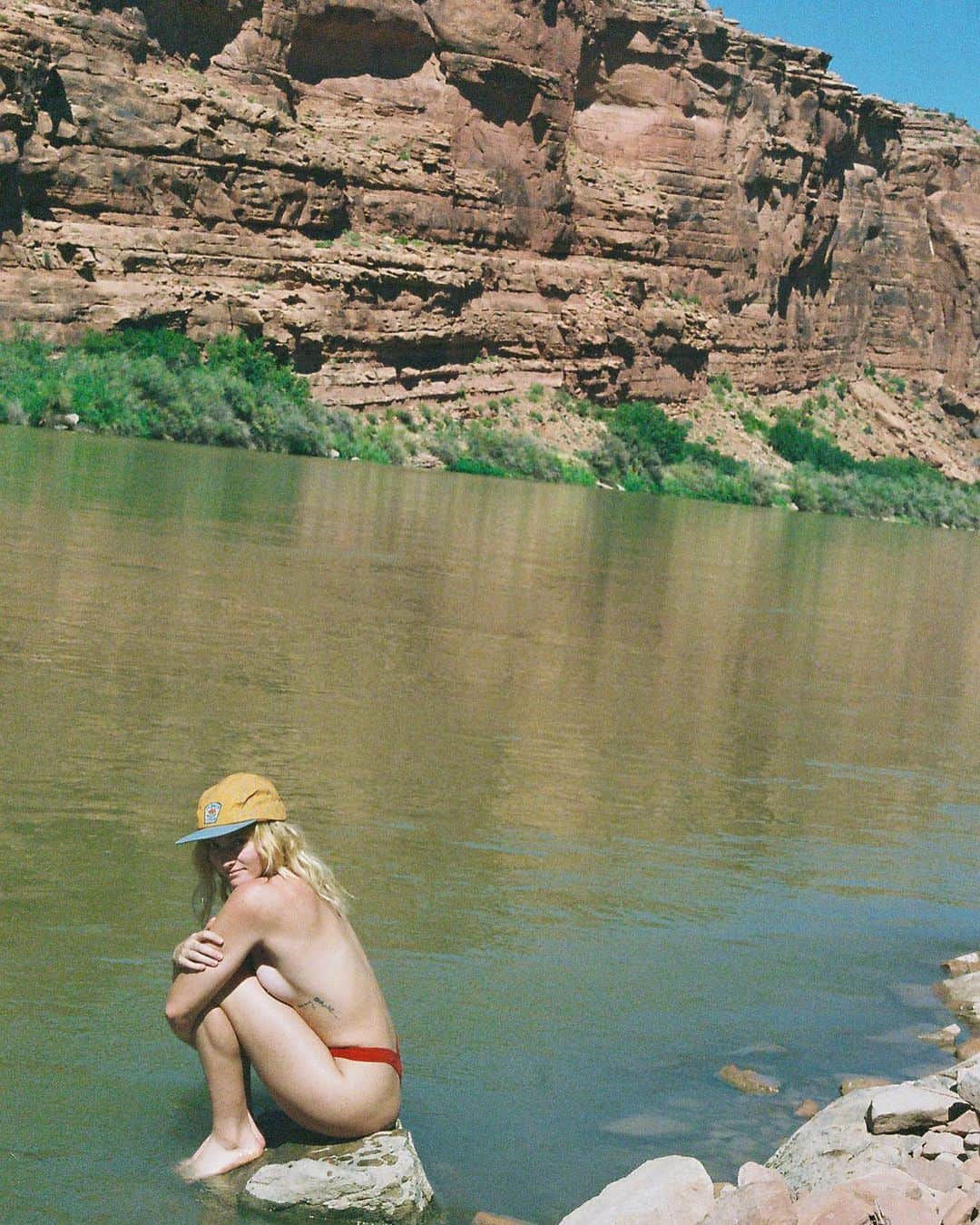 ウィロー・シールズさんのインスタグラム写真 - (ウィロー・シールズInstagram)「Moab Utah on film ✨🌼」9月22日 2時04分 - willowshields