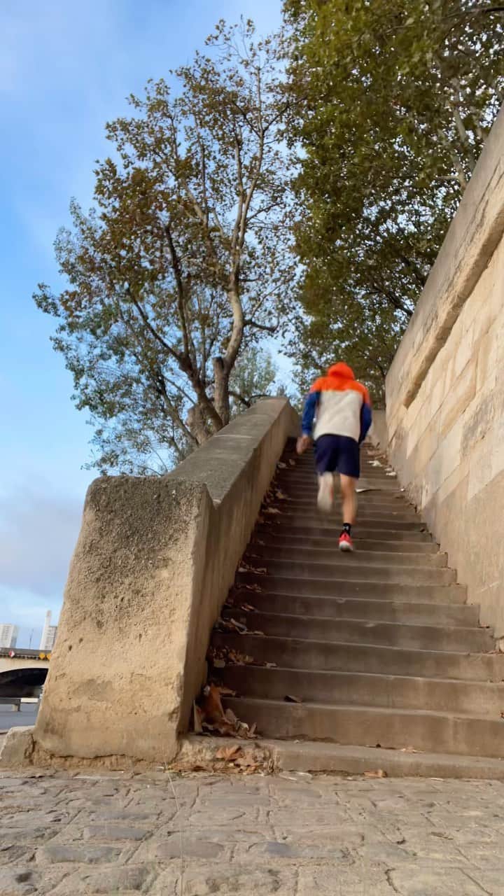 山田章仁のインスタグラム：「inspiring people 😂🙌」