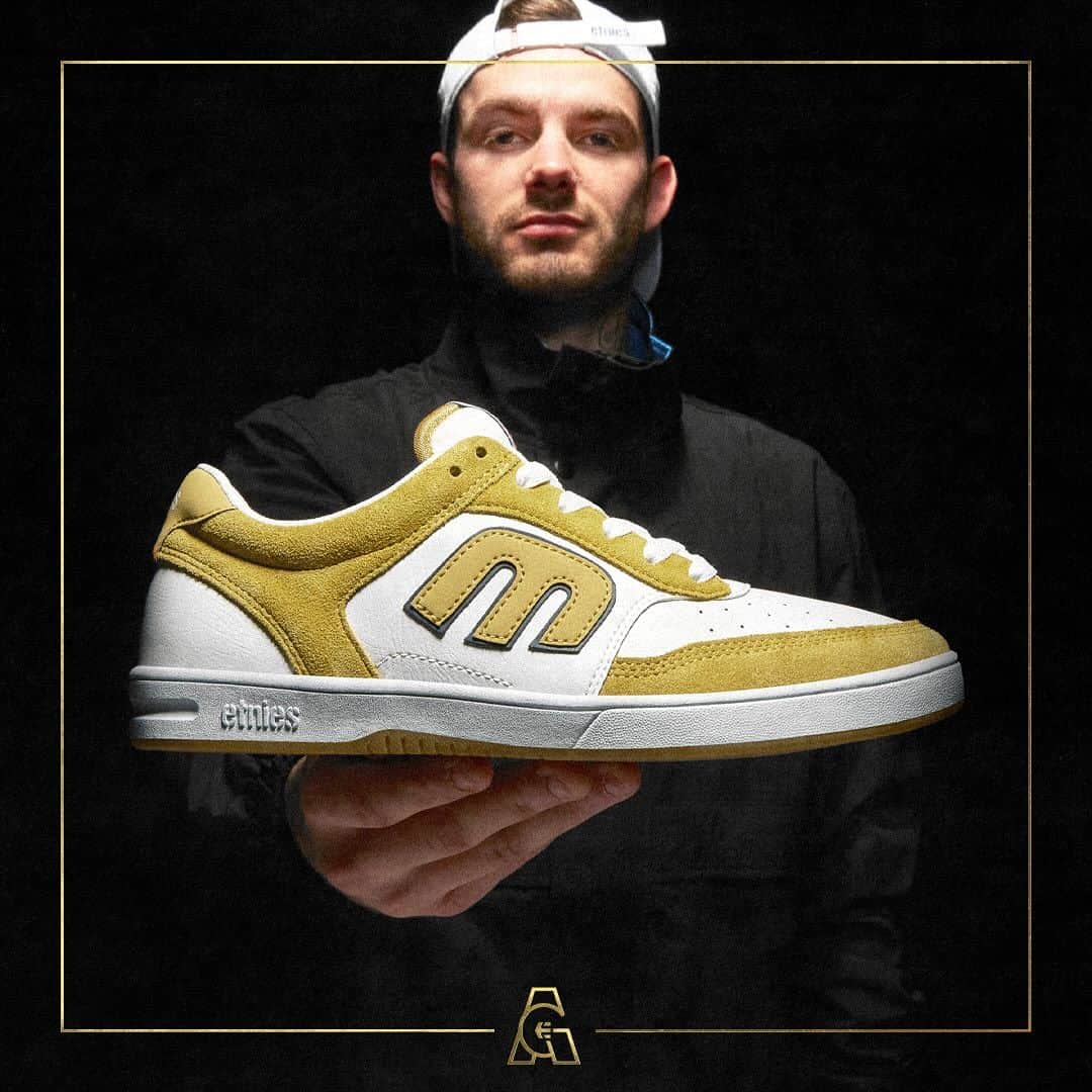 オーレリアン・ジローのインスタグラム：「What’s your favorite colorway? The Aurelien pro shoe is currently available worldwide in three colors. Designed and tested by @aureliengiraud. #etniesBuiltToPerform」