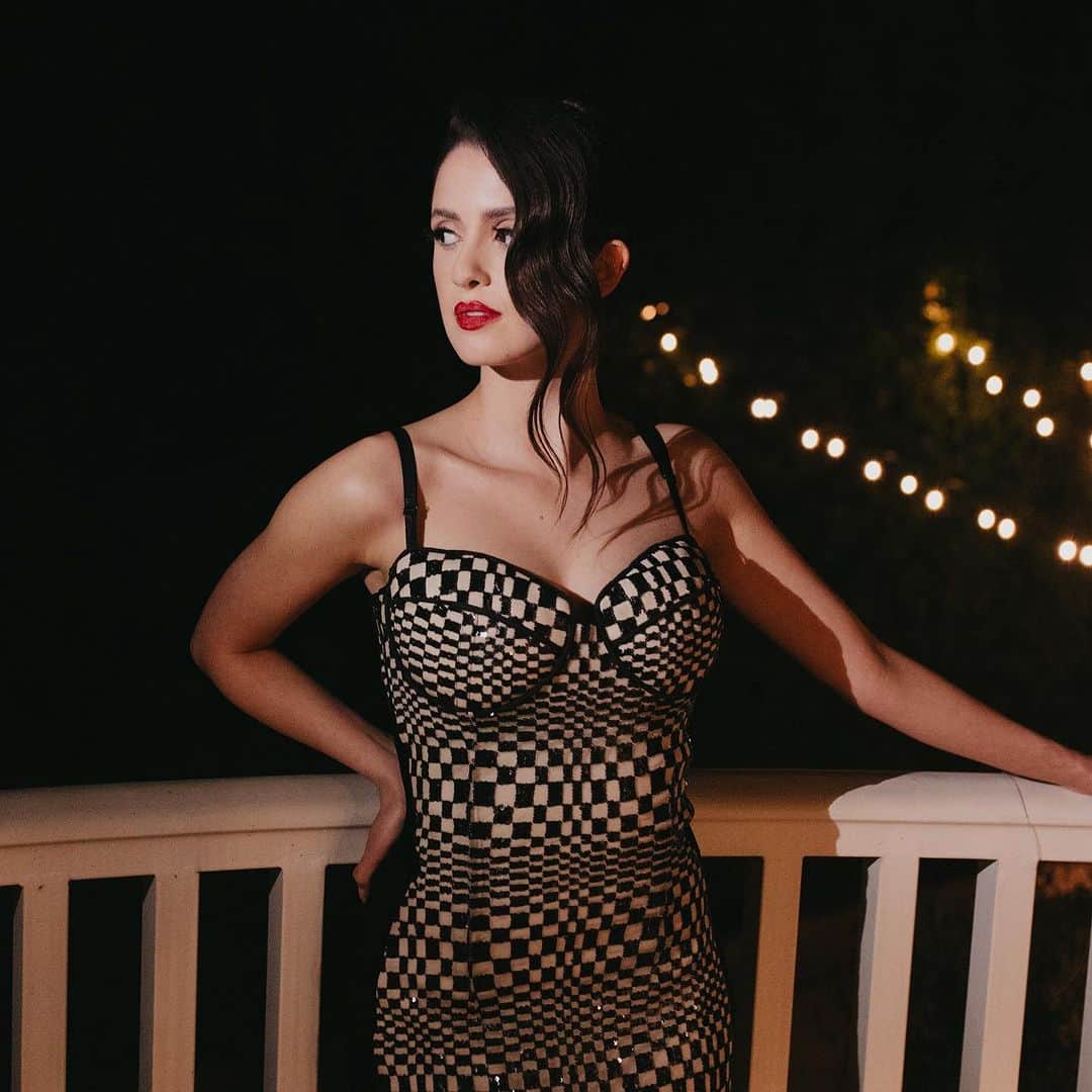 ローラ・マラノのインスタグラム：「Album release party (Part 2 Old Hollywood)」