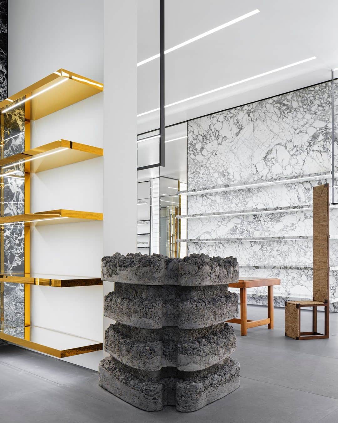Celineのインスタグラム：「CELINE LAS VEGAS CRYSTALS 3720 S LAS VEGAS BOULEVARD, SUITE 144 LAS VEGAS, NV 89158  WOMEN’S COLLECTION CELINE HOMME​  CELINE ART PROJECT @TIRILHASSELKNIPPE  STORE AND FURNITURE DESIGNED BY @HEDISLIMANE  NOW OPEN  #CELINEBYHEDISLIMANE」