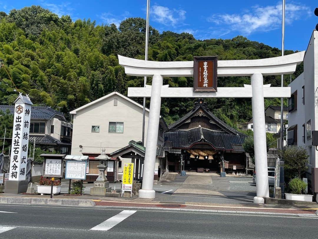 鷹木信悟さんのインスタグラム写真 - (鷹木信悟Instagram)「出雲大社石見分祠へ...⛩️ 博多→下関→島根→今治へ #巡業 #旅人 #プロレスラー #njpw」9月22日 14時10分 - takagi__shingo