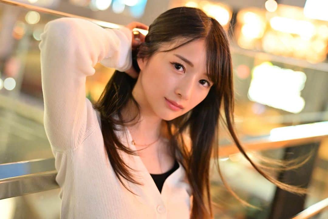 月野もものインスタグラム：「12万フォロワーありがとうございます✨ Instagram全然更新してないけど、 ストーリーは毎日上げれるよう頑張ります(๑˃̵ᴗ˂̵)✨✨ これからもよろしくね💛🧡 Twitterも動かしてるからフォローしてね🍊 あ、Xか(๑˃̵ᴗ˂̵)✨✨ 基本、SNSは告知だけど、ファンクラブにはももの日常を更新してるよ✨✨そちらもチェックしてね〜✨✨🌆」