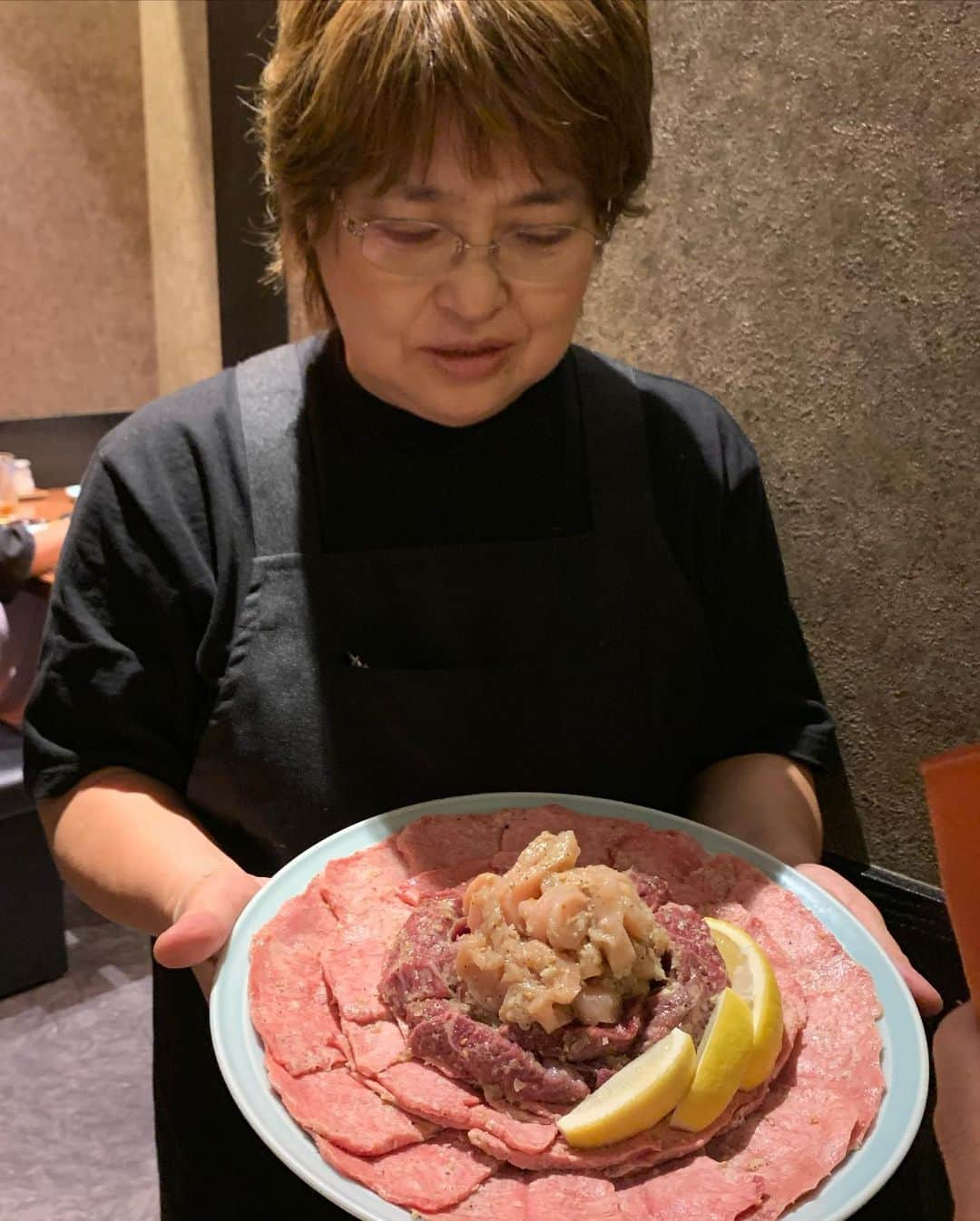 豊ノ島大樹さんのインスタグラム写真 - (豊ノ島大樹Instagram)「昨日は愛媛から帰ってきて初・静龍苑に行ってきました。 サイコーに美味しかった。 福田社長ありがとうございました。 入江さんと井上さんも久しぶりで楽しかったです！  #静龍苑 #笑顔道 #福田秀人さん #ピカピカ #入江慎也さん #ノンスタイル #井上裕介さん #豊ノ島 #高知県 #宿毛市」9月22日 8時06分 - toyonoshima_daiki