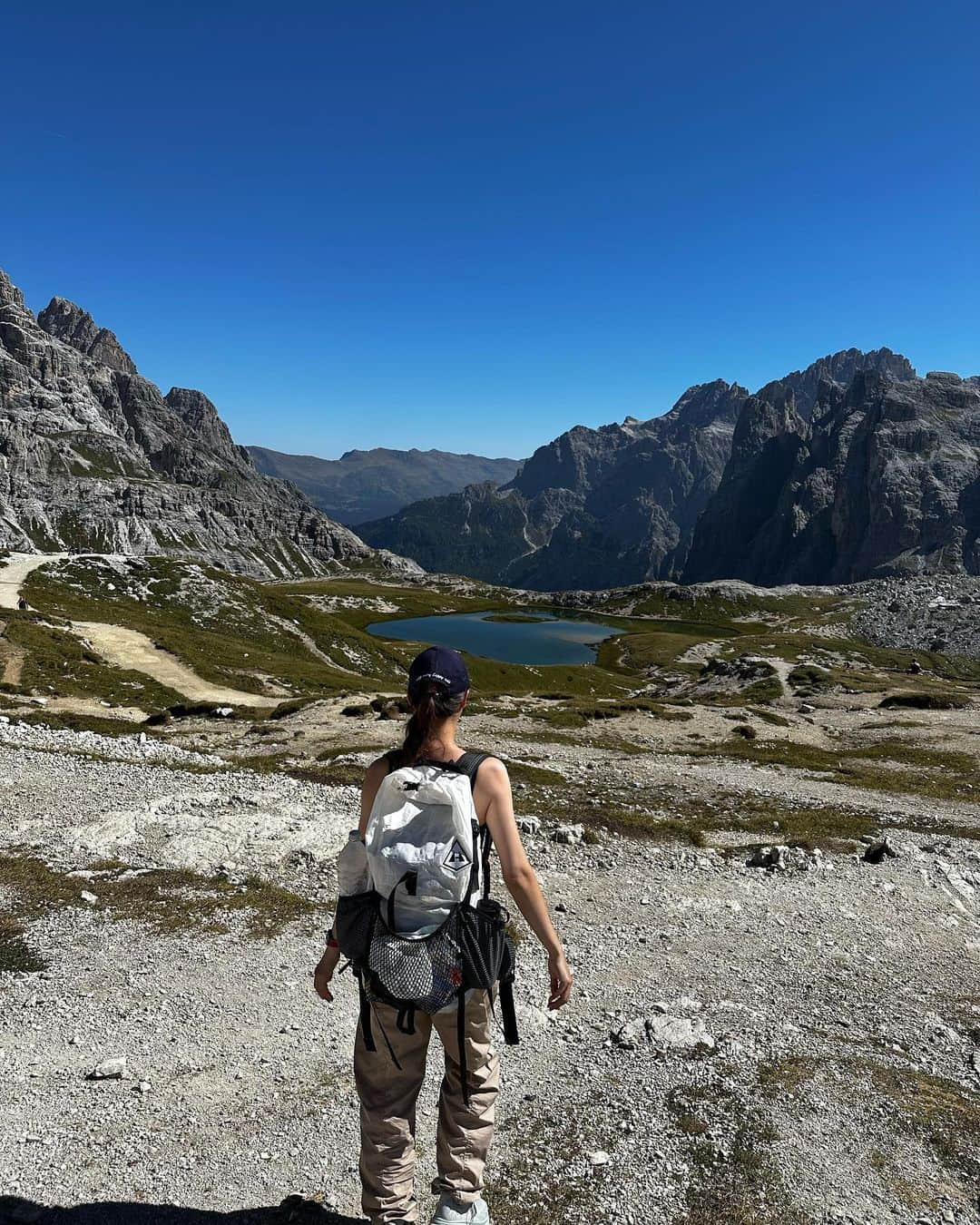 ソルジのインスタグラム：「또 가고싶다💚  #Italy #dolomites #trecime」