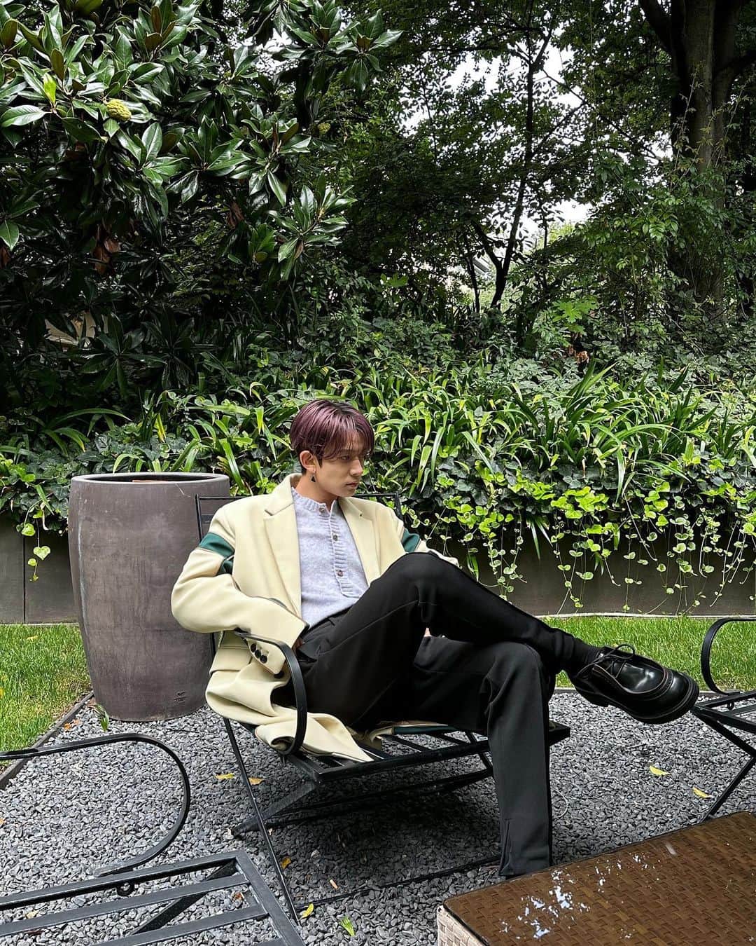 のインスタグラム：「🍃@prada  #Prada #PradaSS24 #PRADAxENHYPEN」