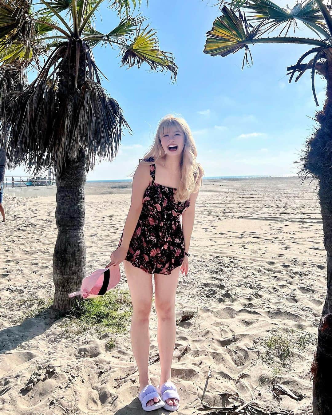 加藤愛梨さんのインスタグラム写真 - (加藤愛梨Instagram)「LAの夏を堪能 🐠🫧🪸 サンタモニカビーチ大好き 🌊🫰🏻🩷」9月22日 9時12分 - l_ovepear