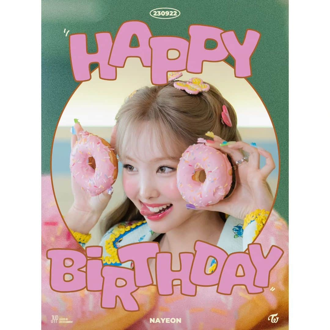 のインスタグラム：「Happy Birthday NAYEON  #happyNAYEONday」