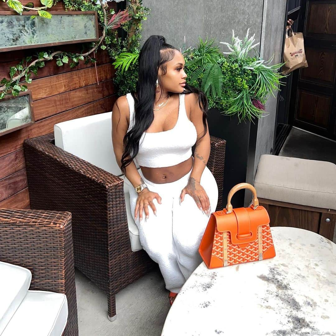 Lira Mercerさんのインスタグラム写真 - (Lira MercerInstagram)「I love a daytime outing 🥂 @fashionnova」9月22日 9時25分 - lira_galore