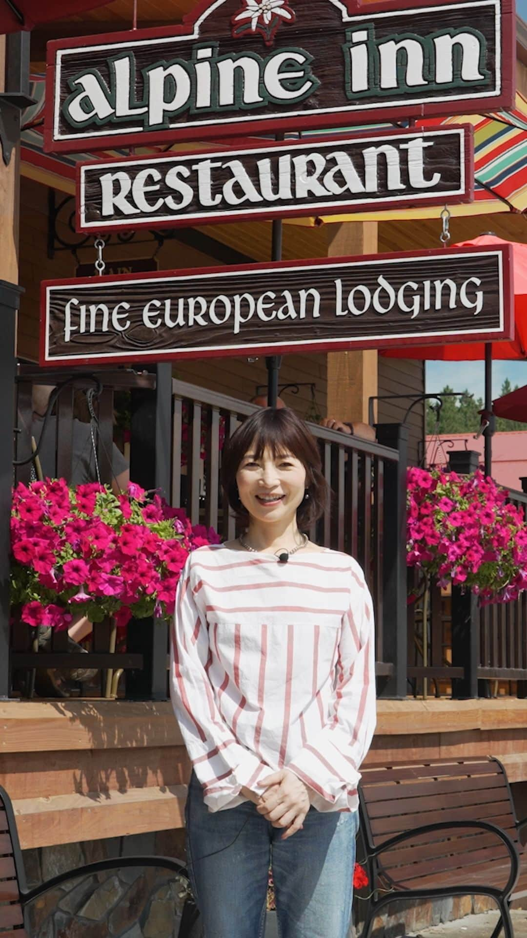 American beef&porkのインスタグラム：「『Rika Yukimasa's Journey to American Beef in South Dakota』  行正り香さんとアメリカンビーフを巡るサウスダコタの旅🇺🇸  肉料理で有名な人気レストランAlpine innで、シェフにお話を伺いました！  #americanmeatjapan #usmef #americanmeat #americanbeef #アメリカンビーフ #アメリカンミート #牛肉料理 #肉 #肉料理 #肉好きな人と繋がりたい #行正り香 #アメリカンビーフを巡る旅 #アメリカ #サウスダコタ #レストラン #アメリカ旅 #アメリカ旅行 @americanmeatjapan」