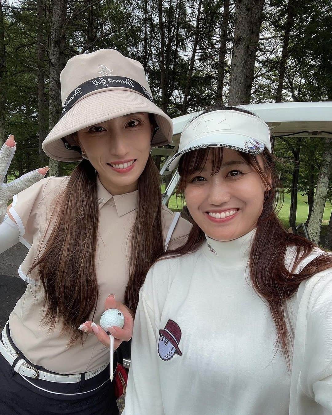 のインスタグラム：「🤎🤍🏌️‍♀️🤍🤎  ゴマちゃんといると、元気もらえるのだ🌻☀️ @gomachan.dayo」