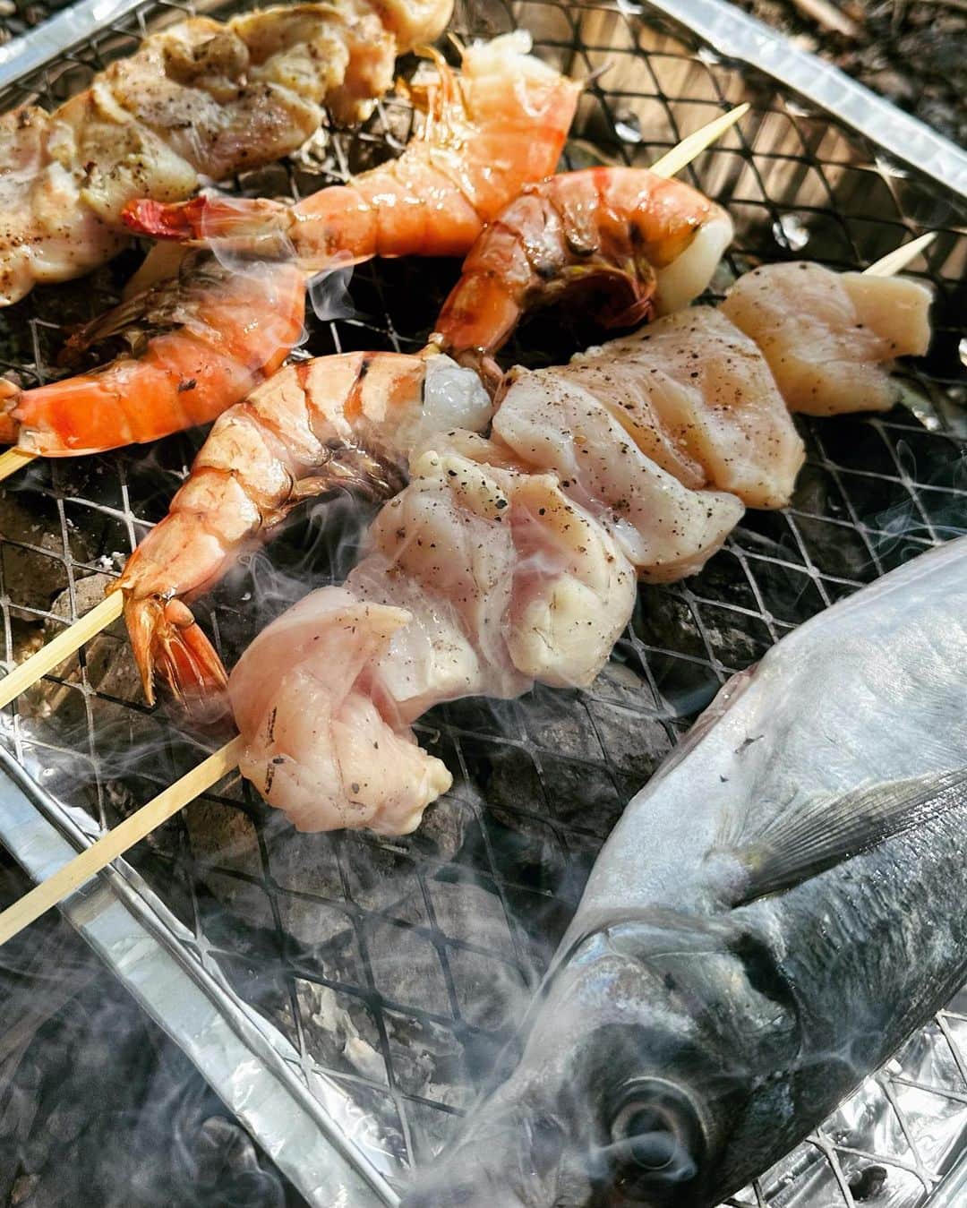 川瀬杏南さんのインスタグラム写真 - (川瀬杏南Instagram)「#飲み #BBQ #昼飲み #昼飲み女子」9月22日 12時39分 - alcohol_anna