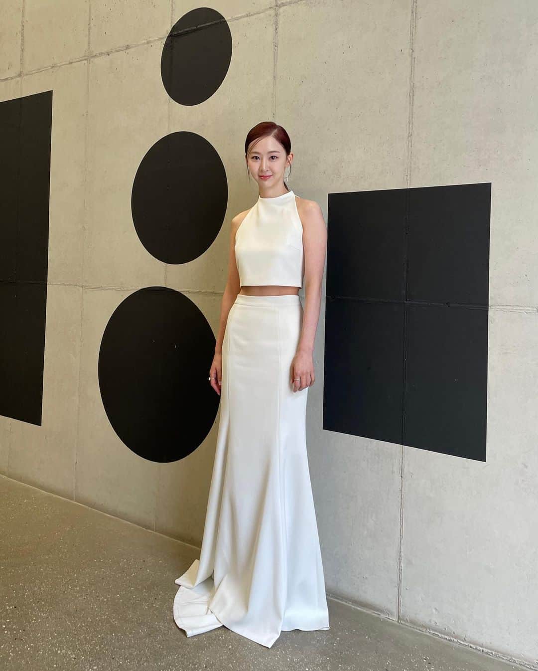 ダソム のインスタグラム：「🕊️ 🤍」