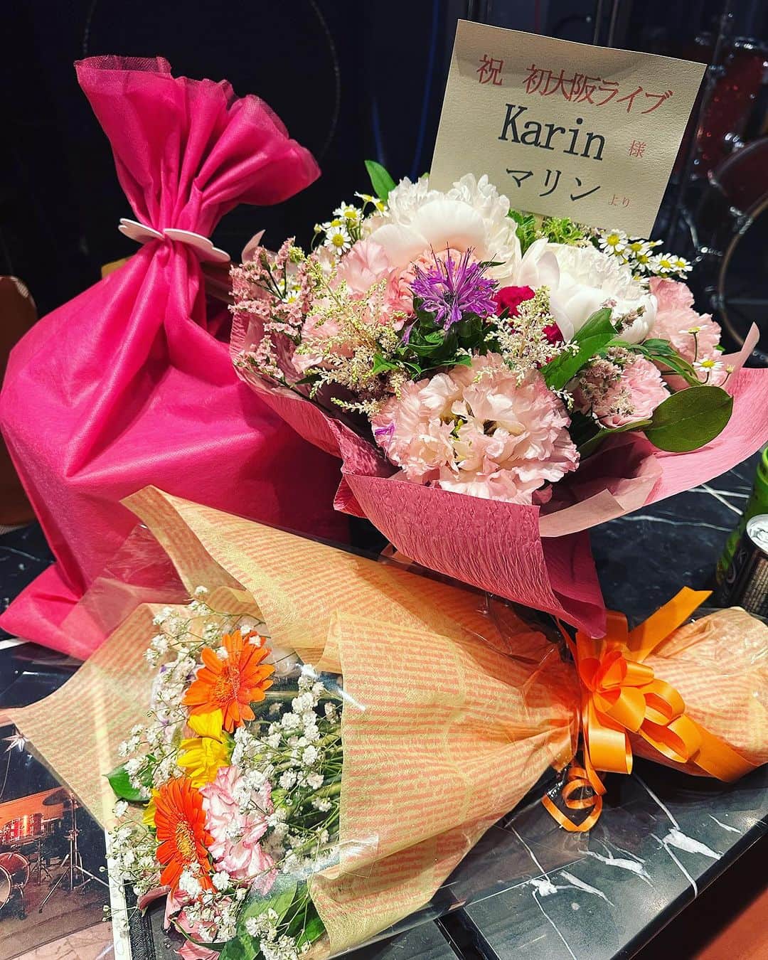 Karinのインスタグラム：「2023.6.18初の大阪ライブ  載せられてなかった写真📸 初めて会えた皆が初めてのような感じではない不思議な感覚✨  生でライブを観てもらえて嬉しかったです❤️‍🔥  #大阪 #大阪ライブ #シンガー #シンガーソングライター #音楽 #音楽好きな人と繋がりたい #写真 #live #photo #music #ilovemusic #zattofour」
