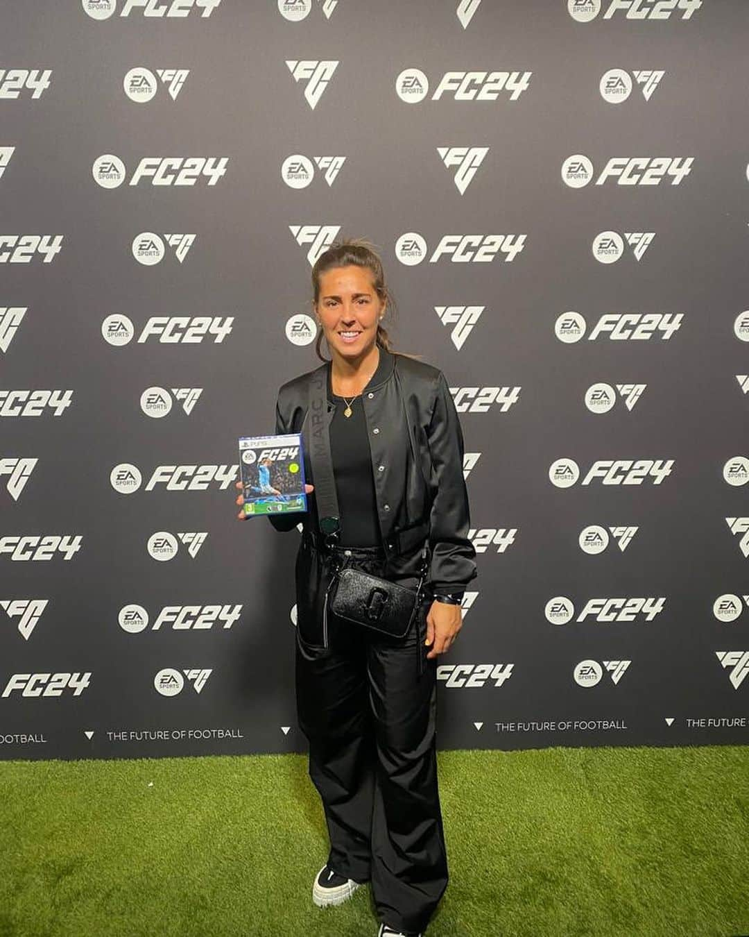 ファラ・ウィリアムズさんのインスタグラム写真 - (ファラ・ウィリアムズInstagram)「Big night at the @easportsfc launch… icons all over the place!   #FC24」9月22日 23時21分 - fara44